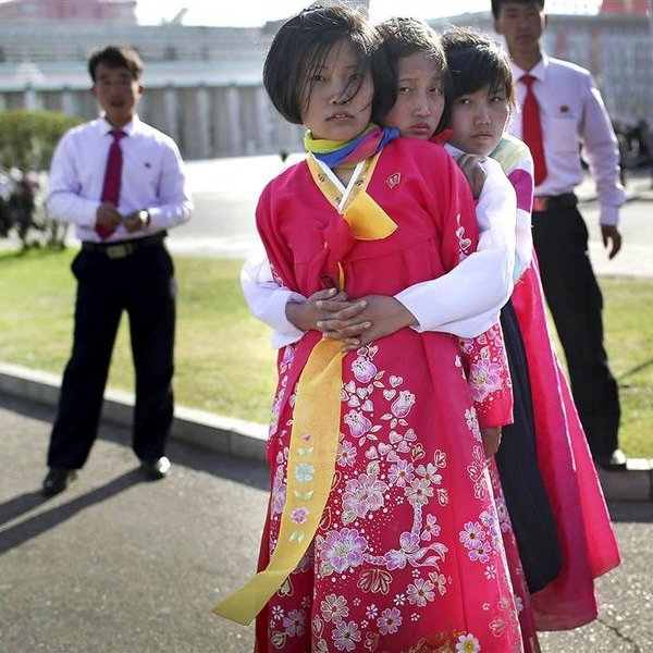 КНДР, фото, культура, общество, «В Пхеньяне всегда солнечно!»